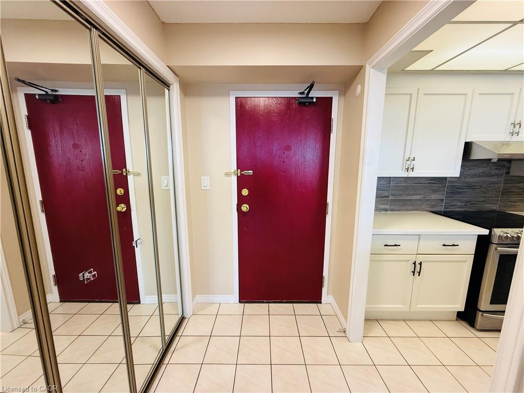 Unit 704 - 99 Donn Avenue, Stoney Creek 3