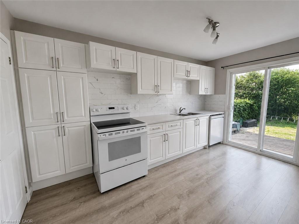 Unit 2 - 24 Union Street, St. Catharines 2