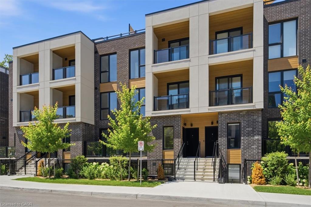 Unit 6 - 172 Clonmore Drive, Toronto 2