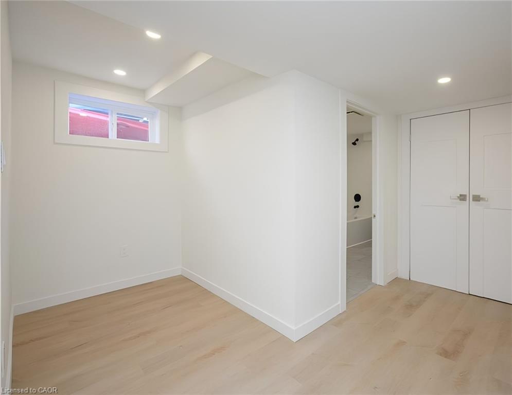 Unit Lower - 781 Ninth Avenue, Hamilton 5