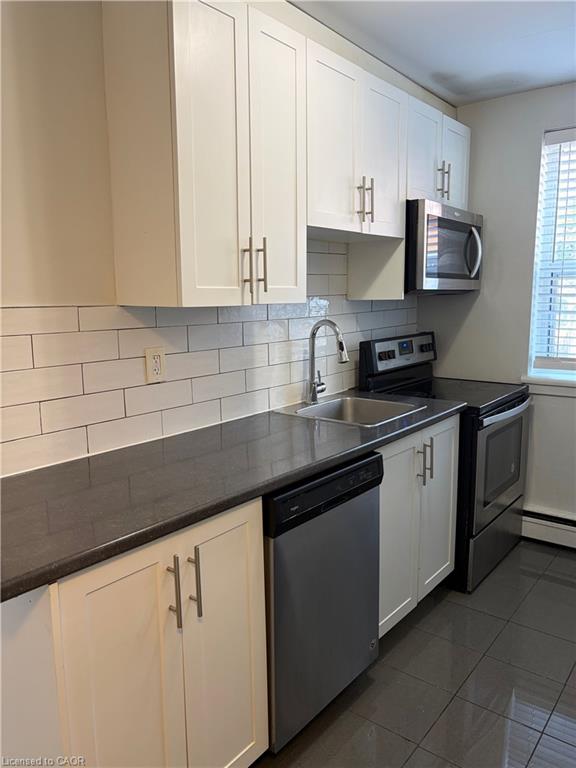 Unit 3 - 2 Grant Boulevard, Dundas 1