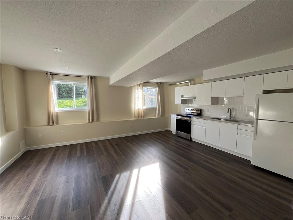 Unit A - 716 Karlsfeld Road, Waterloo 3