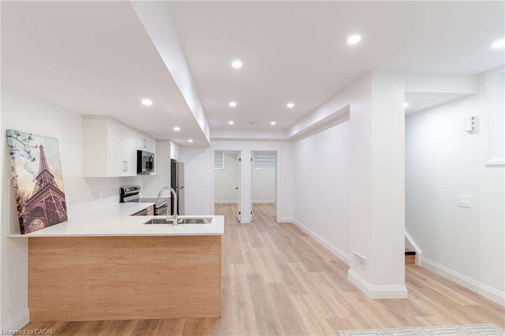 Unit 4 - 220 Heiman Street, Kitchener 4