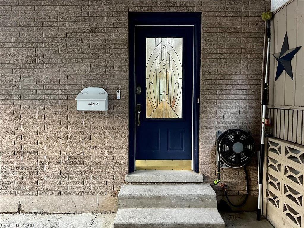 Unit Upper - 694 Niagara Street, St. Catharines 2