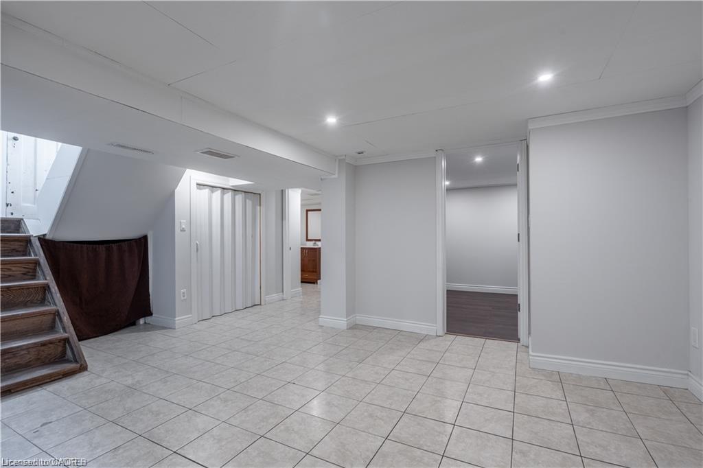 Unit Basement - 101 Ivon Avenue, Hamilton 4
