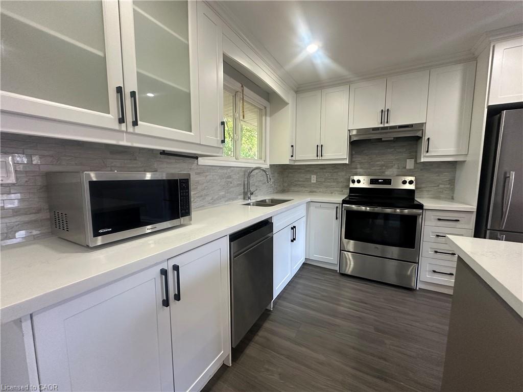 Unit Upper - 16 Poplar Street, Norfolk 3