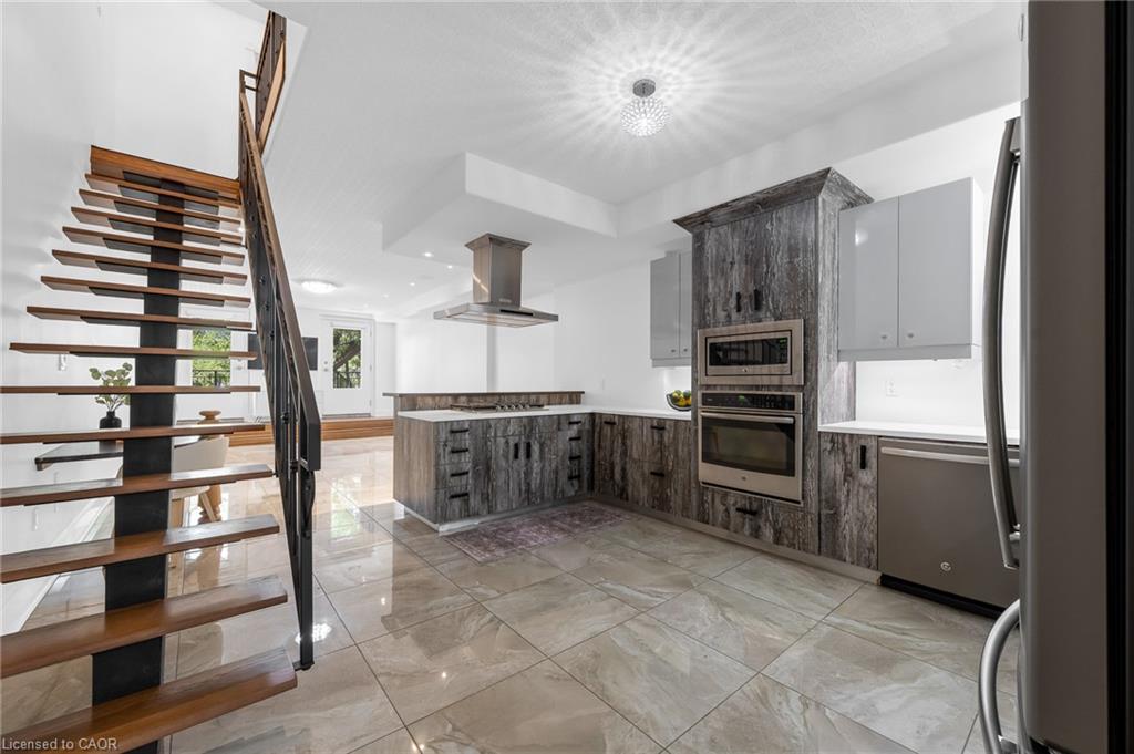 Unit 2 - 241 King Street E, Hamilton 5