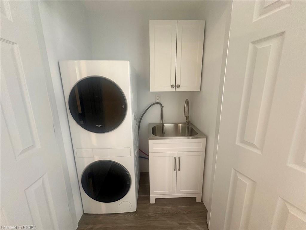 Unit 2 at Rear - 130 Eagle Avenue, Brantford 5