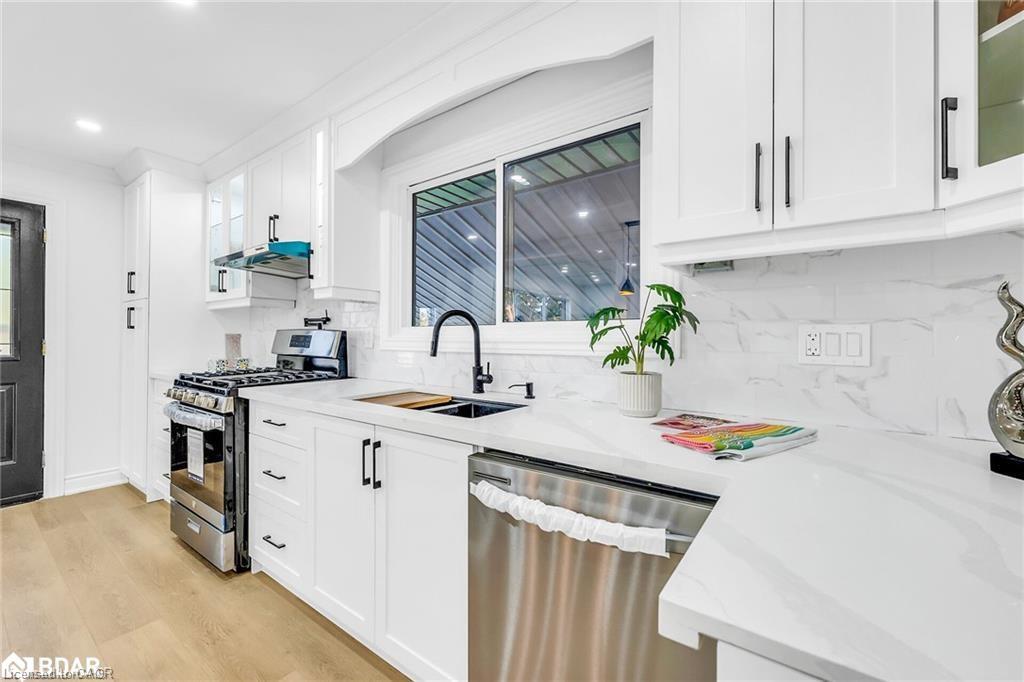 Unit Upper - 170 Terrace Drive, Hamilton 4