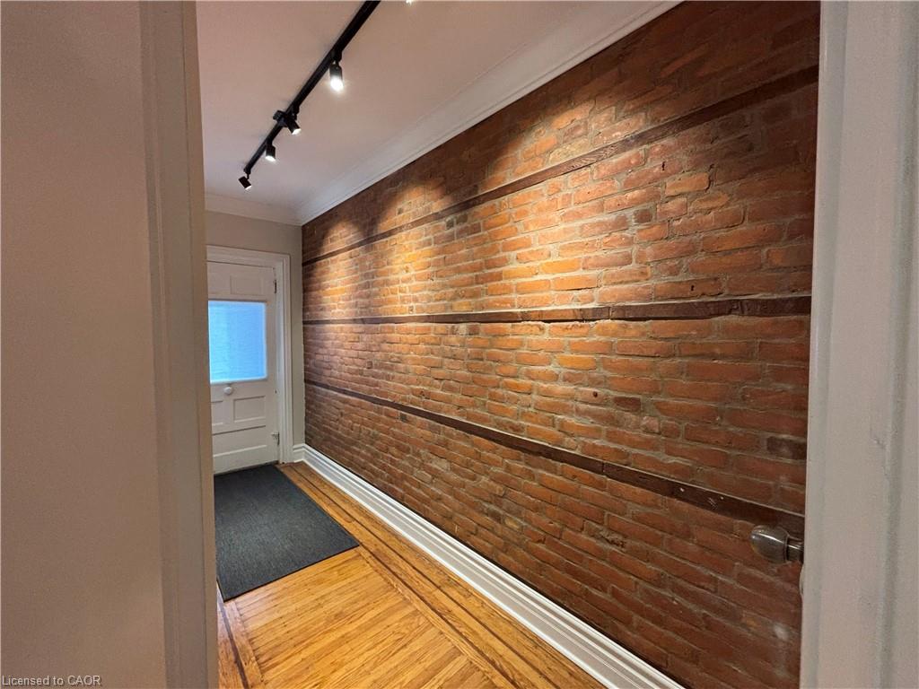 Unit 1 - 300 Bold Street, Hamilton 4