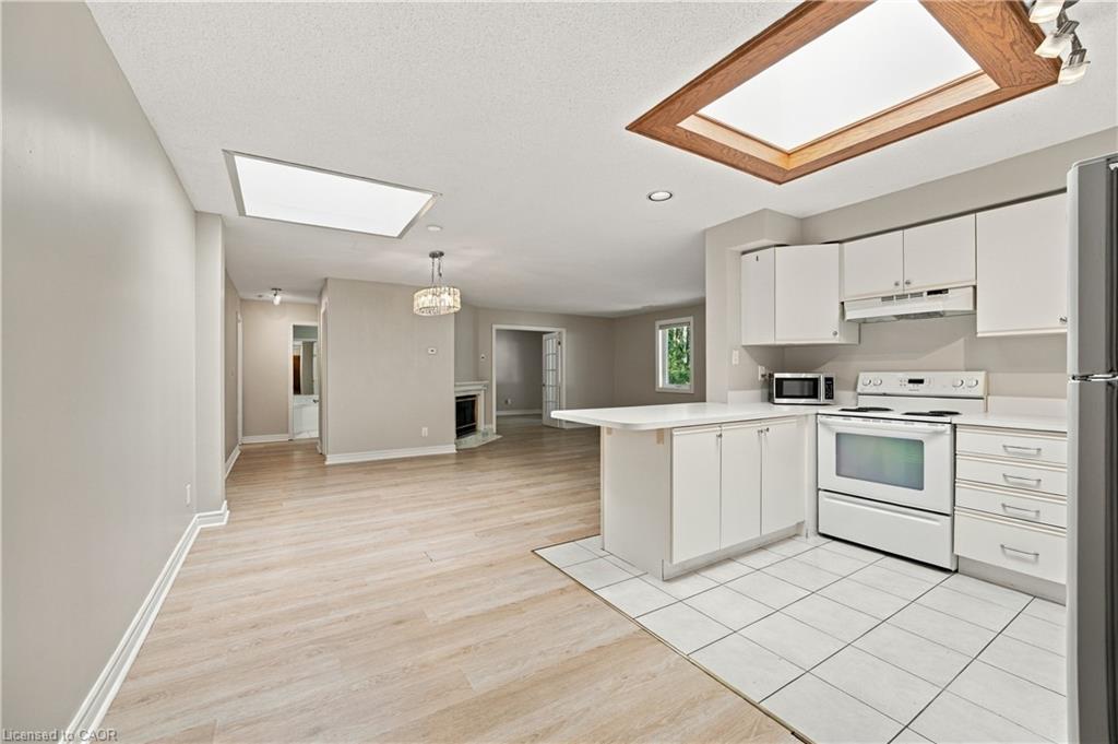Unit 205 - 469 Wilson Street E, Ancaster 5
