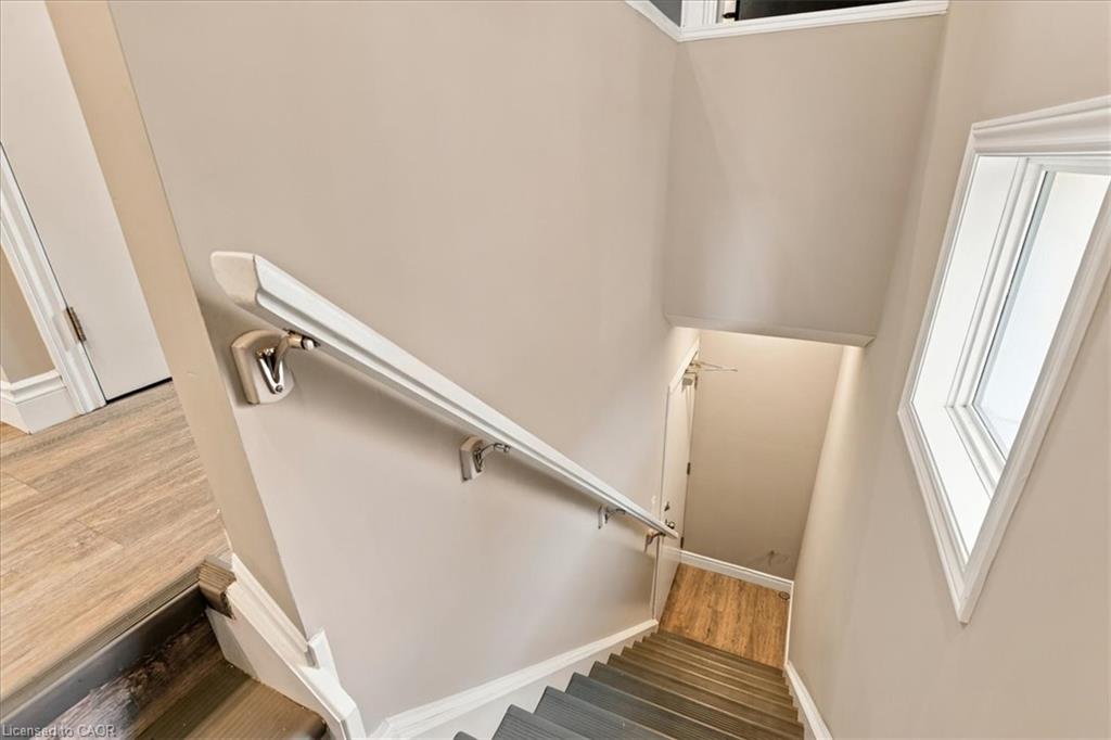 Unit Upper - 17 Eby Street S, Kitchener 4