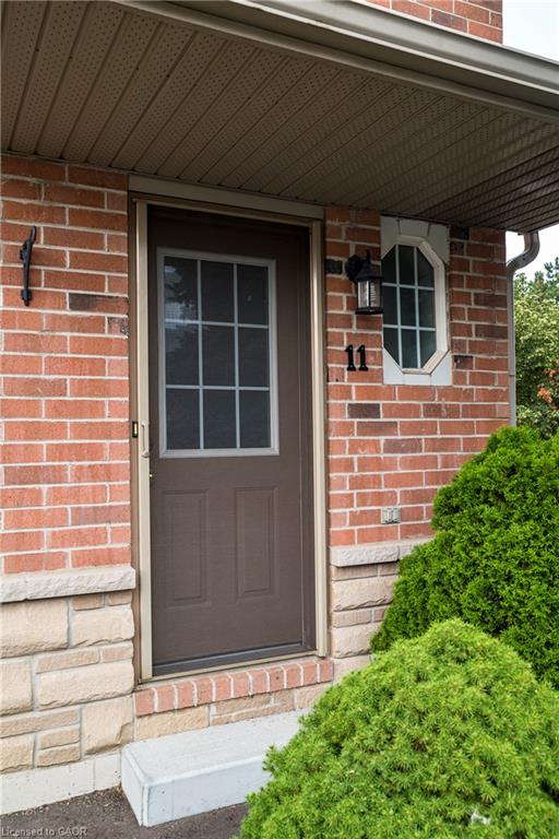 Unit 11 - 39 Pinewoods Drive, Stoney Creek 4