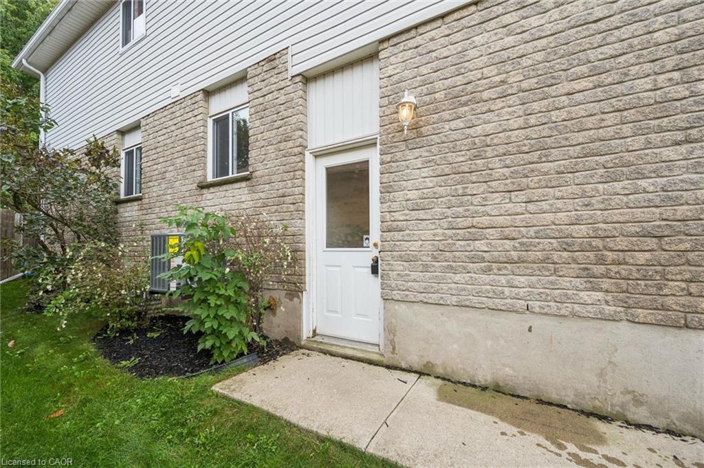 Unit Lower - 233 Dearborn Boulevard, Waterloo 5