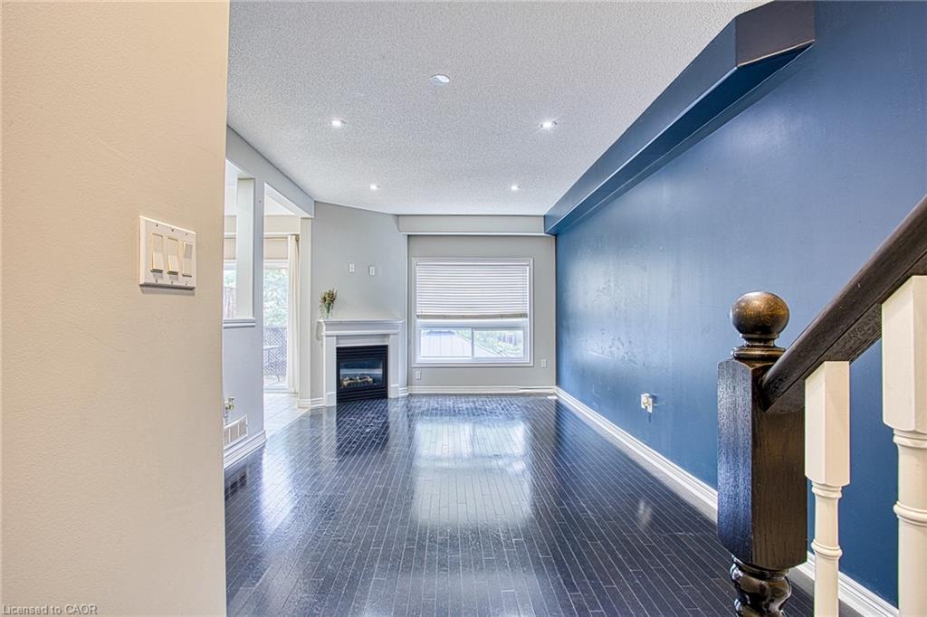Unit Main - 52 Dartmouth Gate, Stoney Creek 4