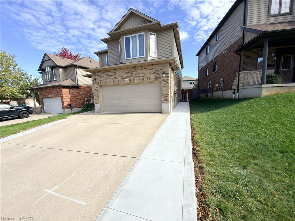 304 Westpark Crescent, Waterloo 1