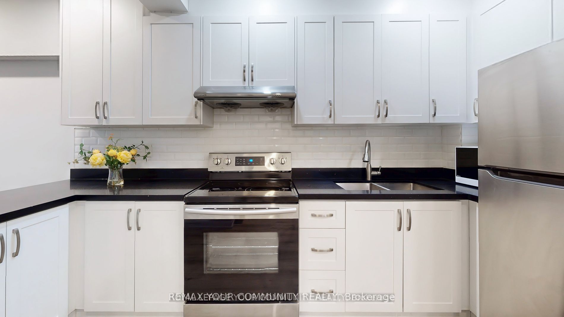 Unit C - 586 Parliament Street, Toronto 5