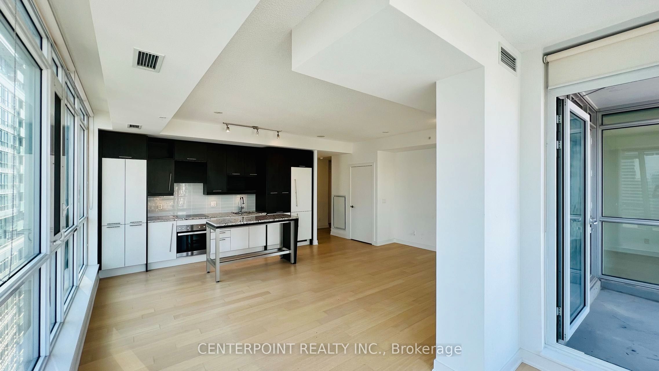 Unit 2803 - 199 Richmond Street W, Toronto 4