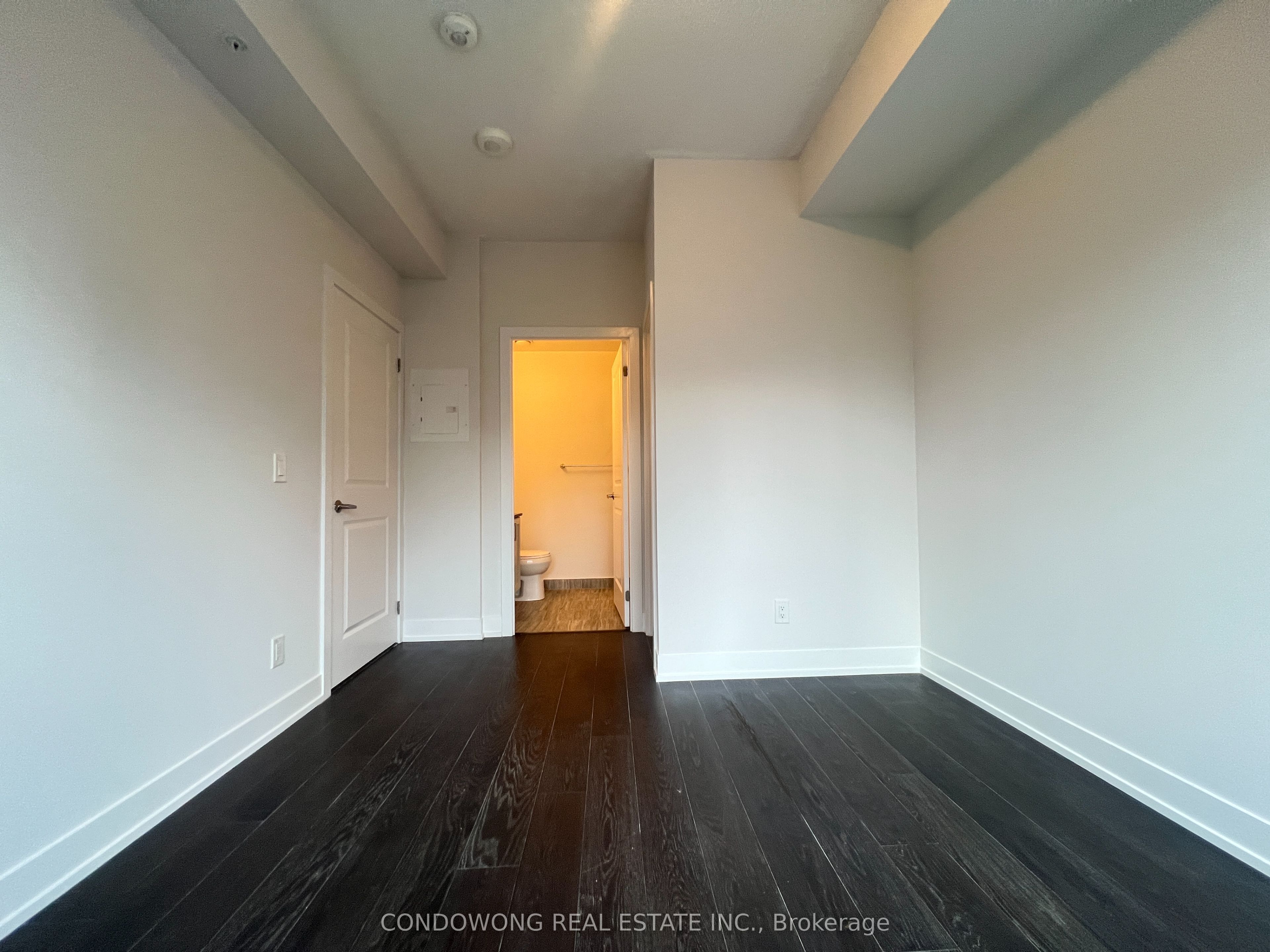 Unit 325 - 7 Kenaston Gardens, North York 5