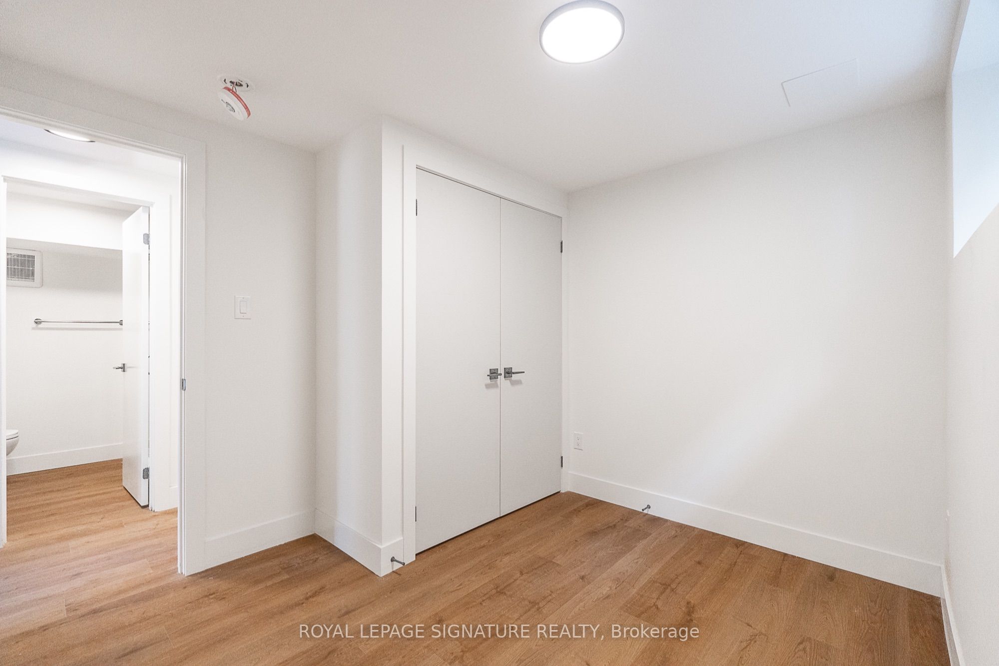Unit 2 - 7 Earnscliffe Road, Toronto 5