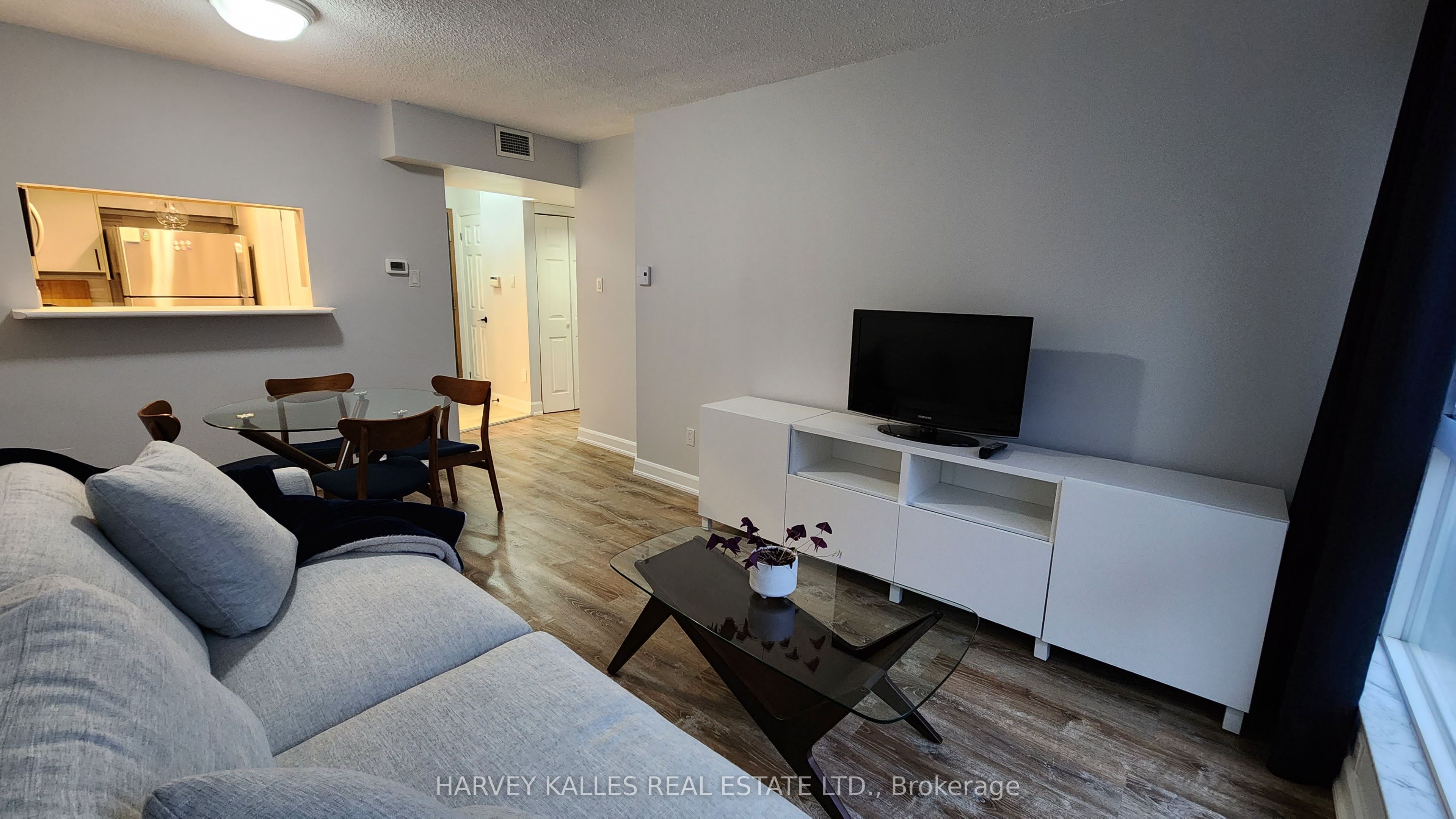 Unit 211 - 7 Broadway Avenue, Toronto 5