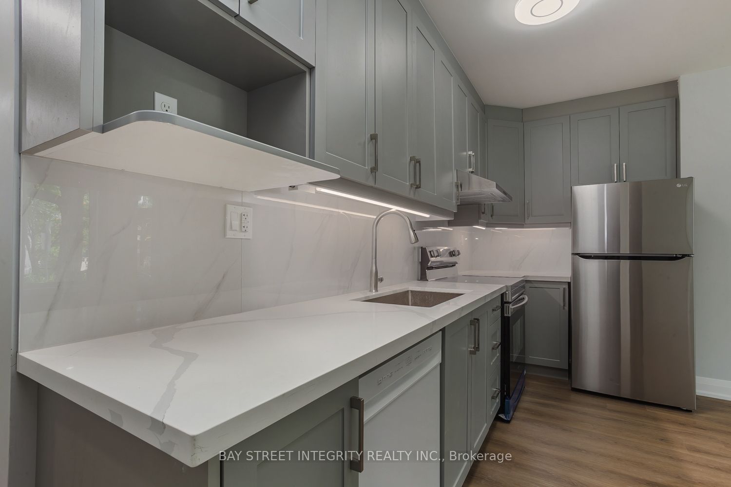 Unit Main Floor - 19 D'arcy Street, Toronto 3