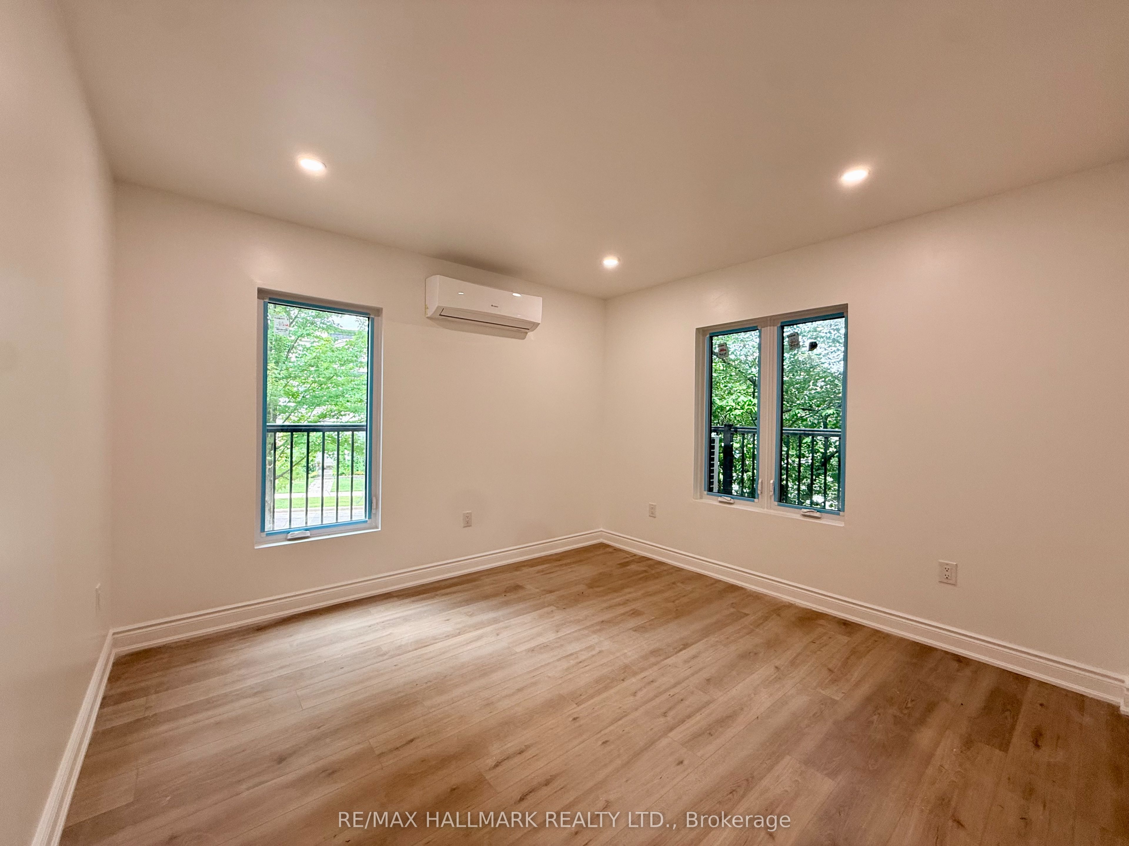 48R Bradgate Road, North York 3