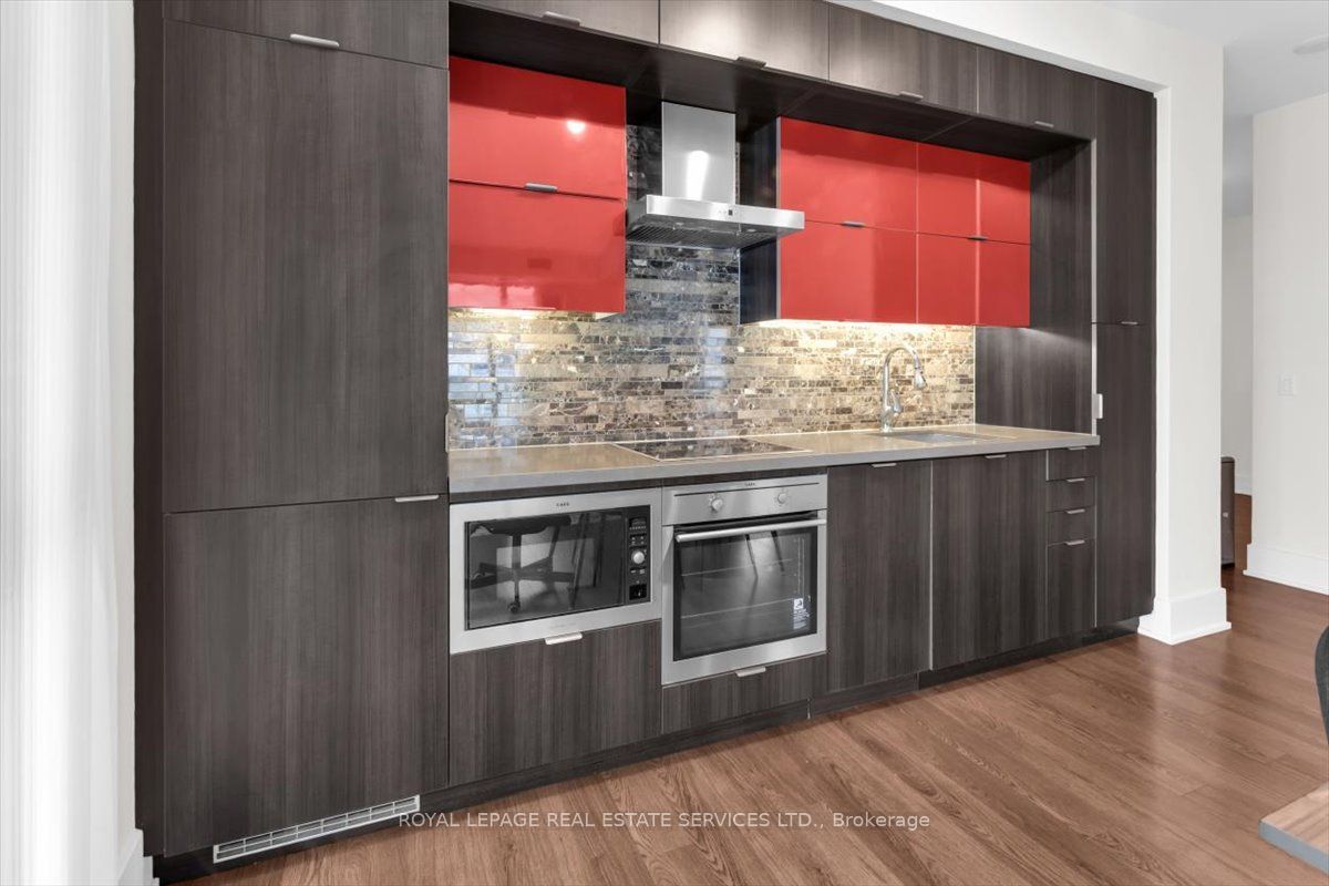 Unit 1711 - 300 Front Street, Toronto 4