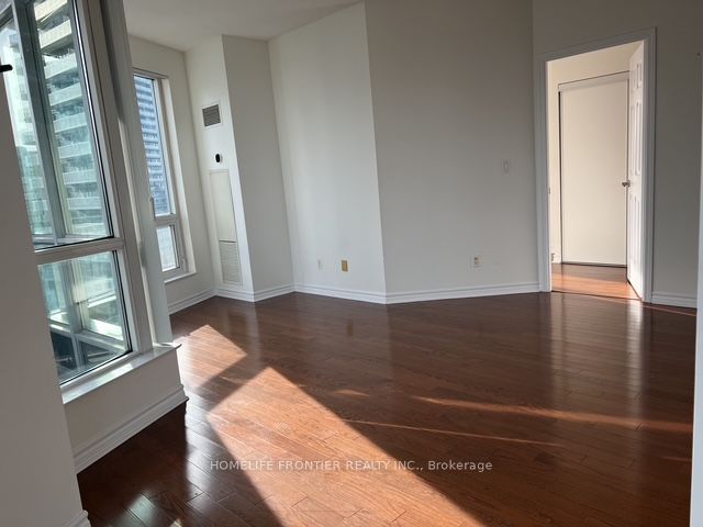 Unit 1105 - 18 Holmes Avenue, North York 4