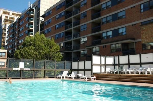 Unit 463 - 49 Mccaul Street, Toronto 2