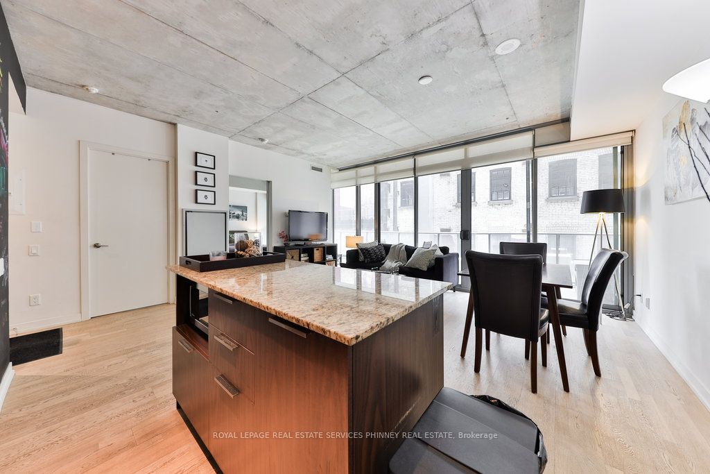 Unit 207 - 650 KING Street W, Toronto 5