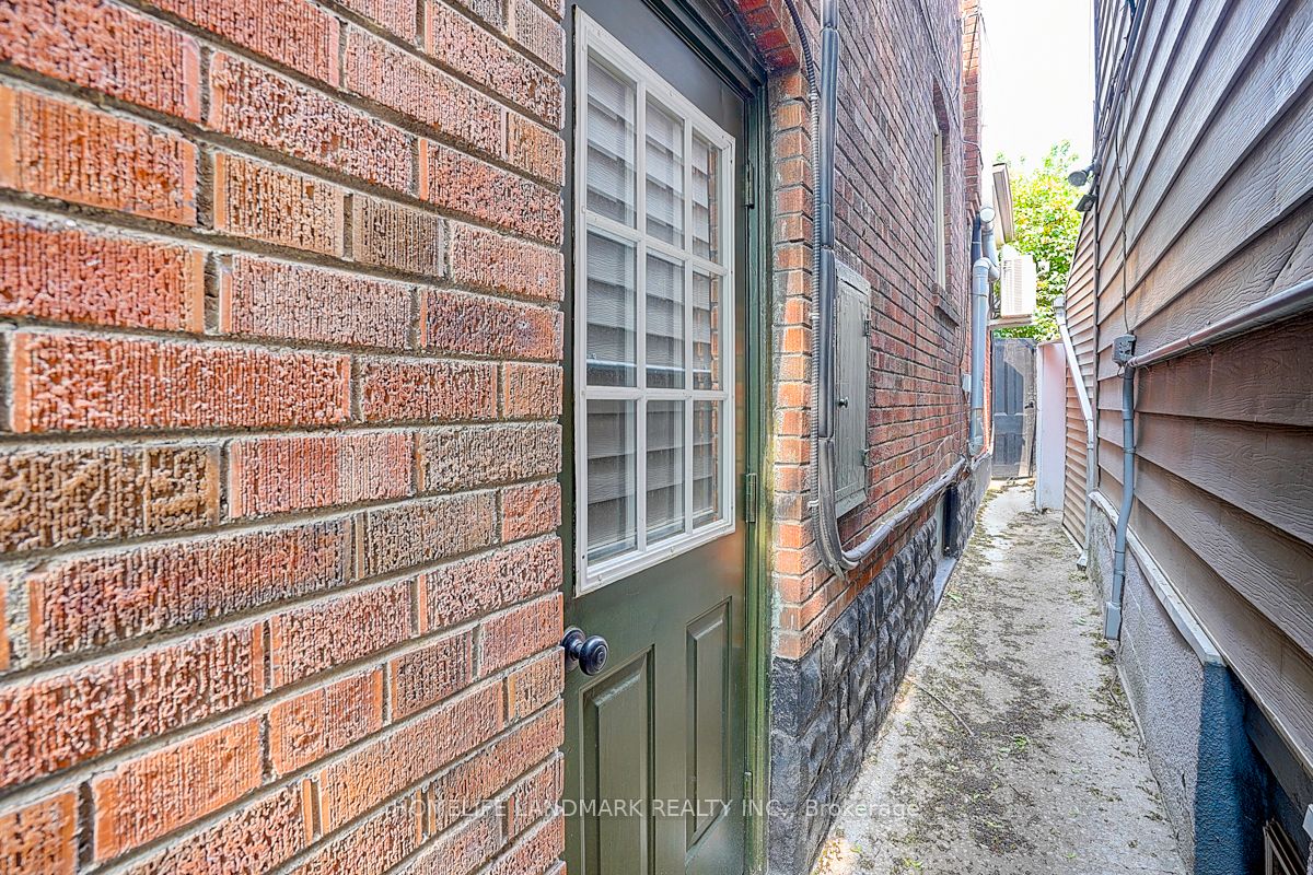 Unit Basement - 149 Euclid Avenue, Toronto 2
