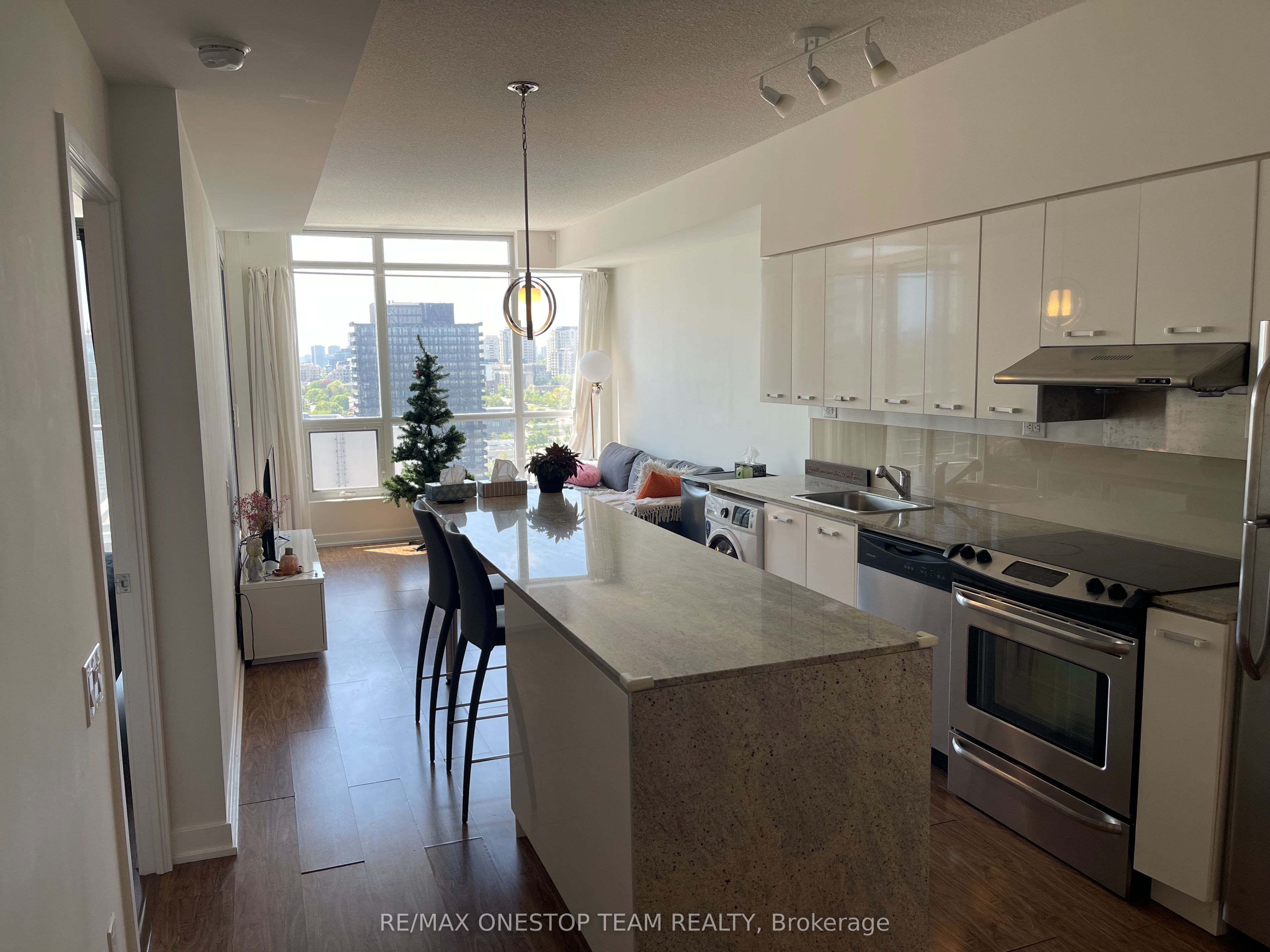 Unit 2503 - 29 Singer Court, North York 2
