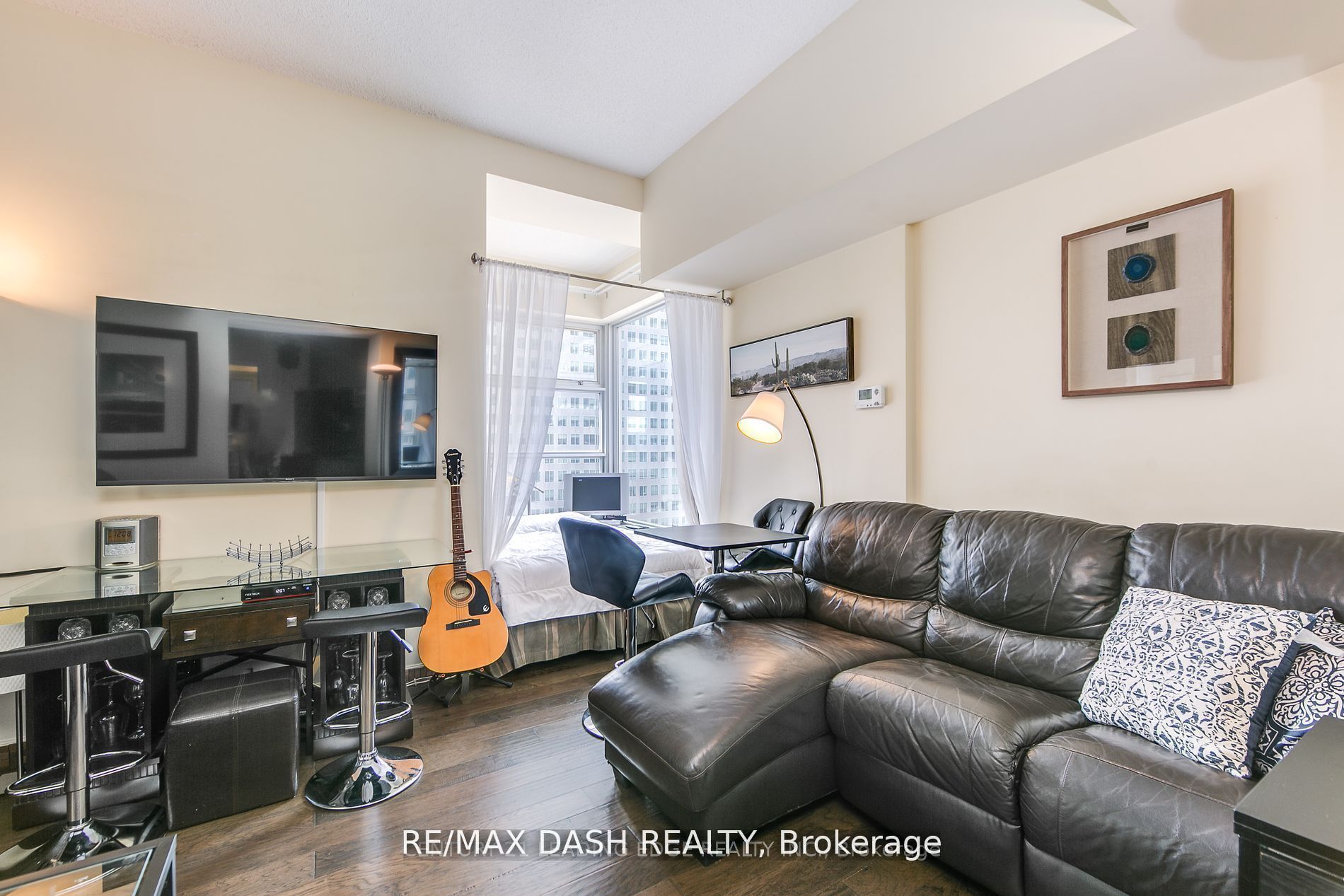 Unit 2411 - 1 King Street W, Toronto 5