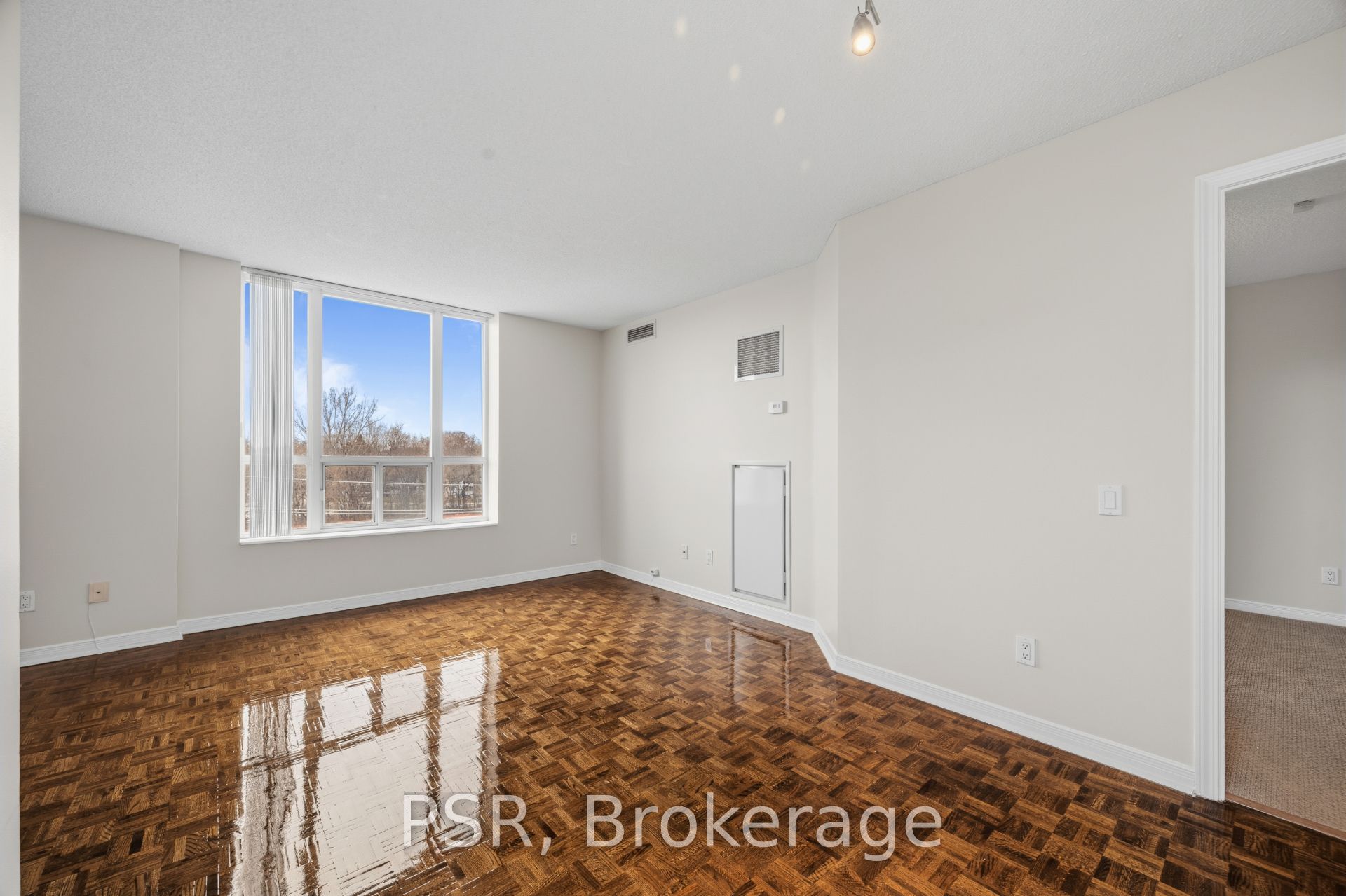 Unit 302 - 515 Rosewell Avenue, Toronto 5