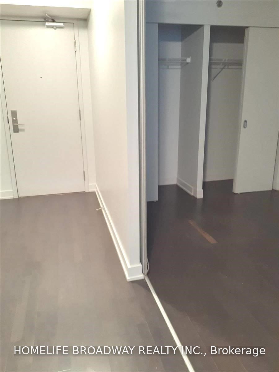 Unit 513 - 21 Nelson Street, Toronto 3