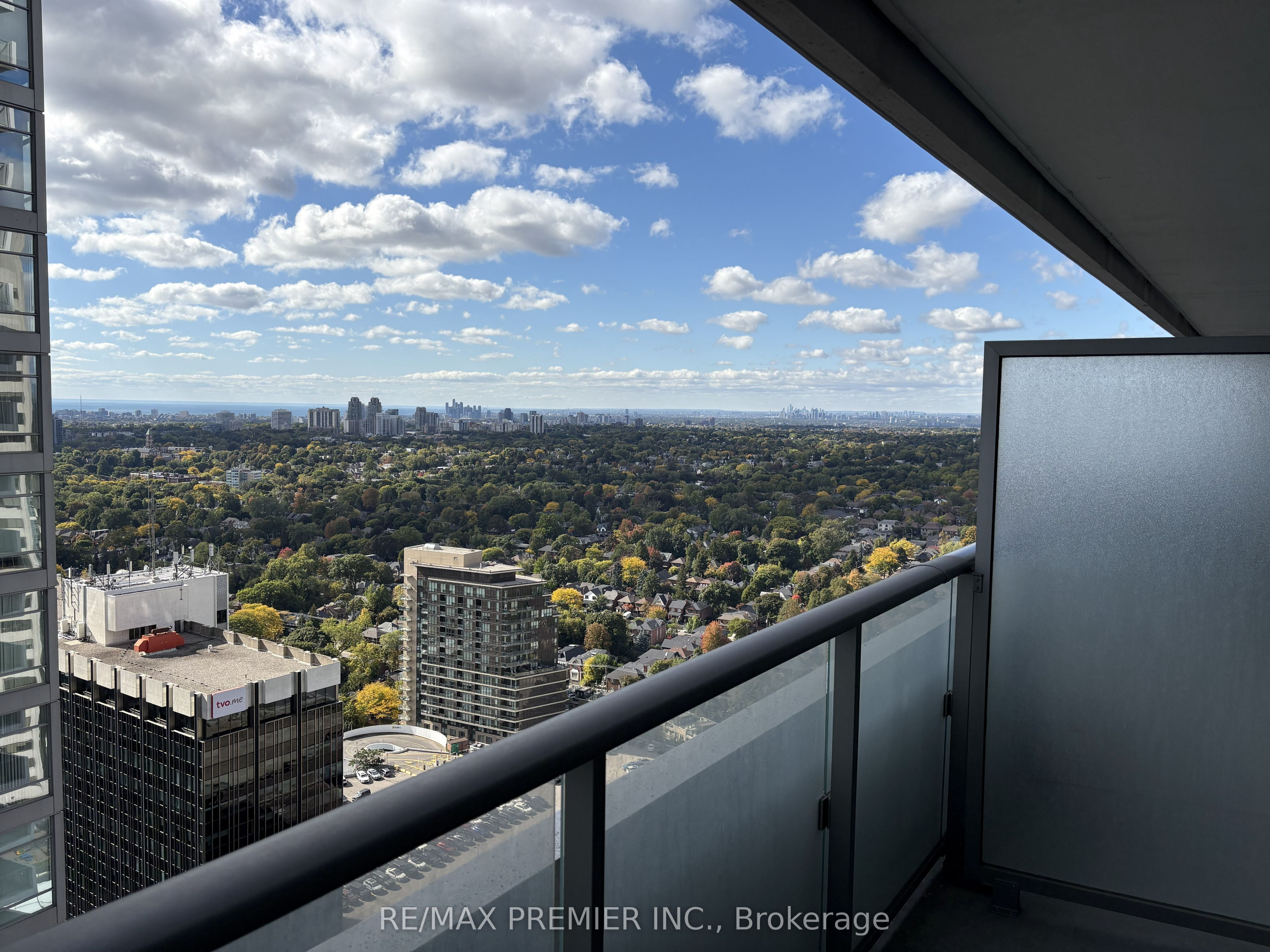 Unit 3105 - 2221 Yonge Street, Toronto 5