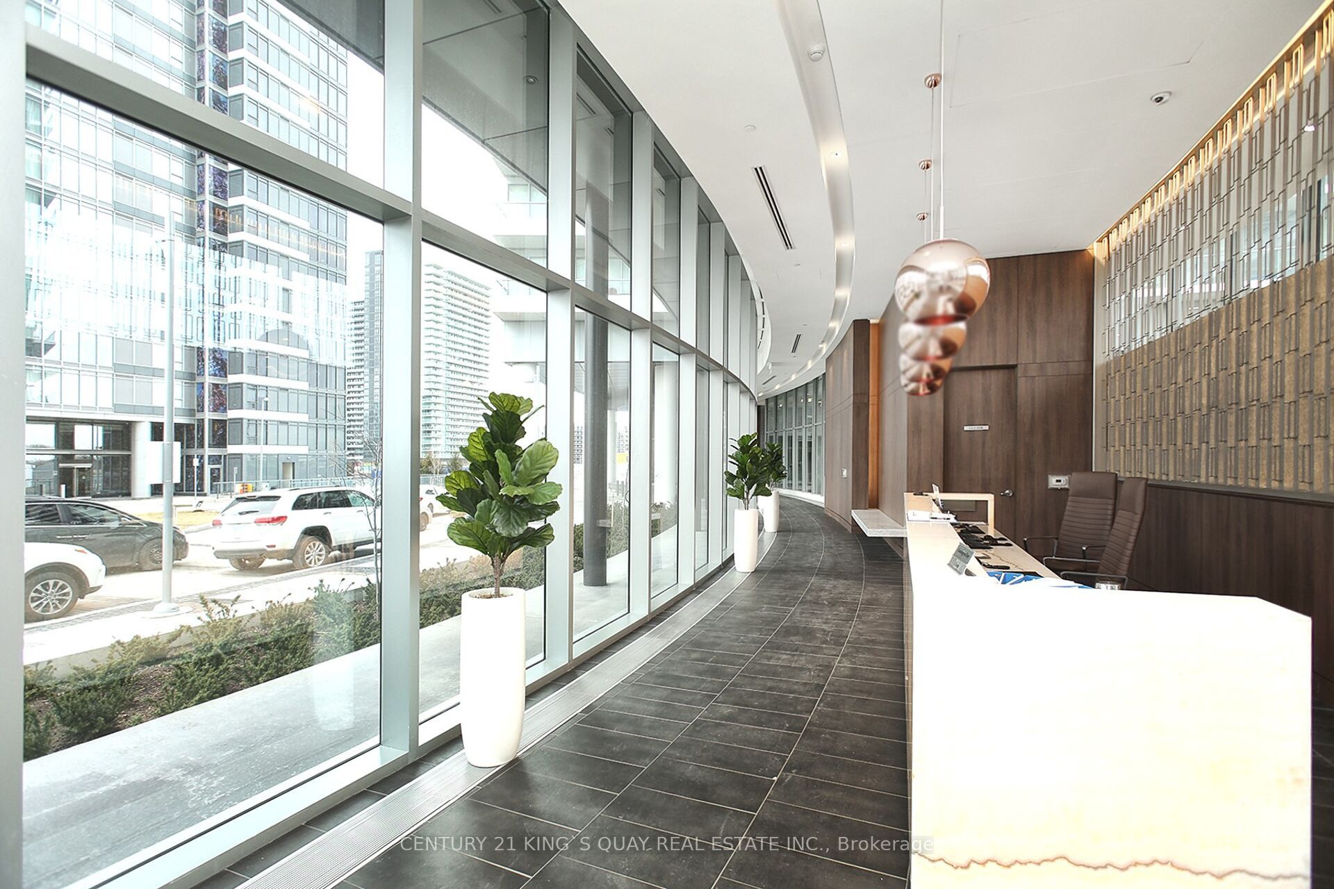 Unit 811 - 115 McMahon Drive, North York 4