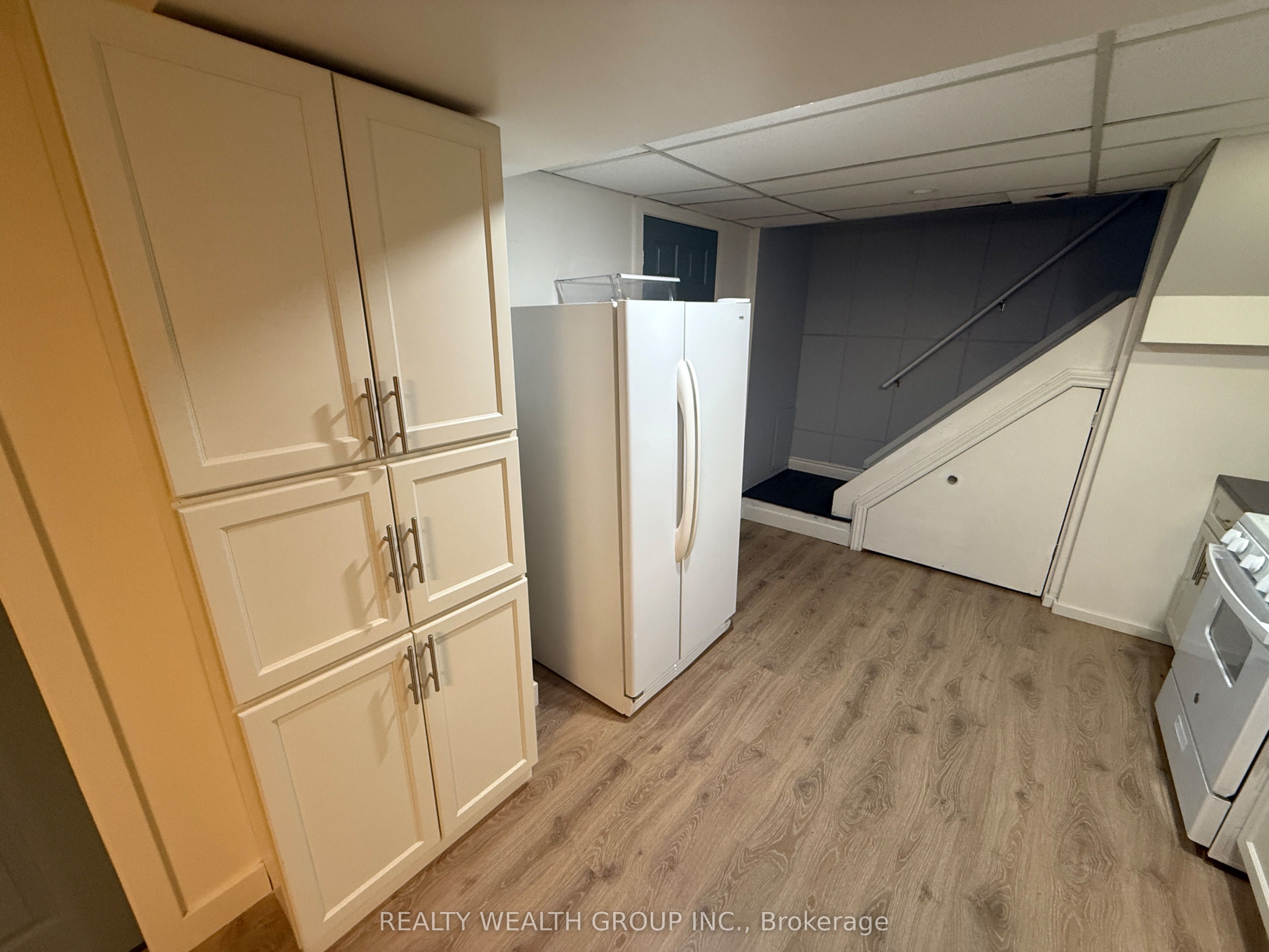 Unit Bsmt - 82 Elvaston Drive, North York 4