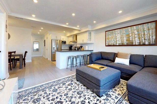 Unit 2nd & 3rd Floor - 41 Beatrice Street, Toronto 2