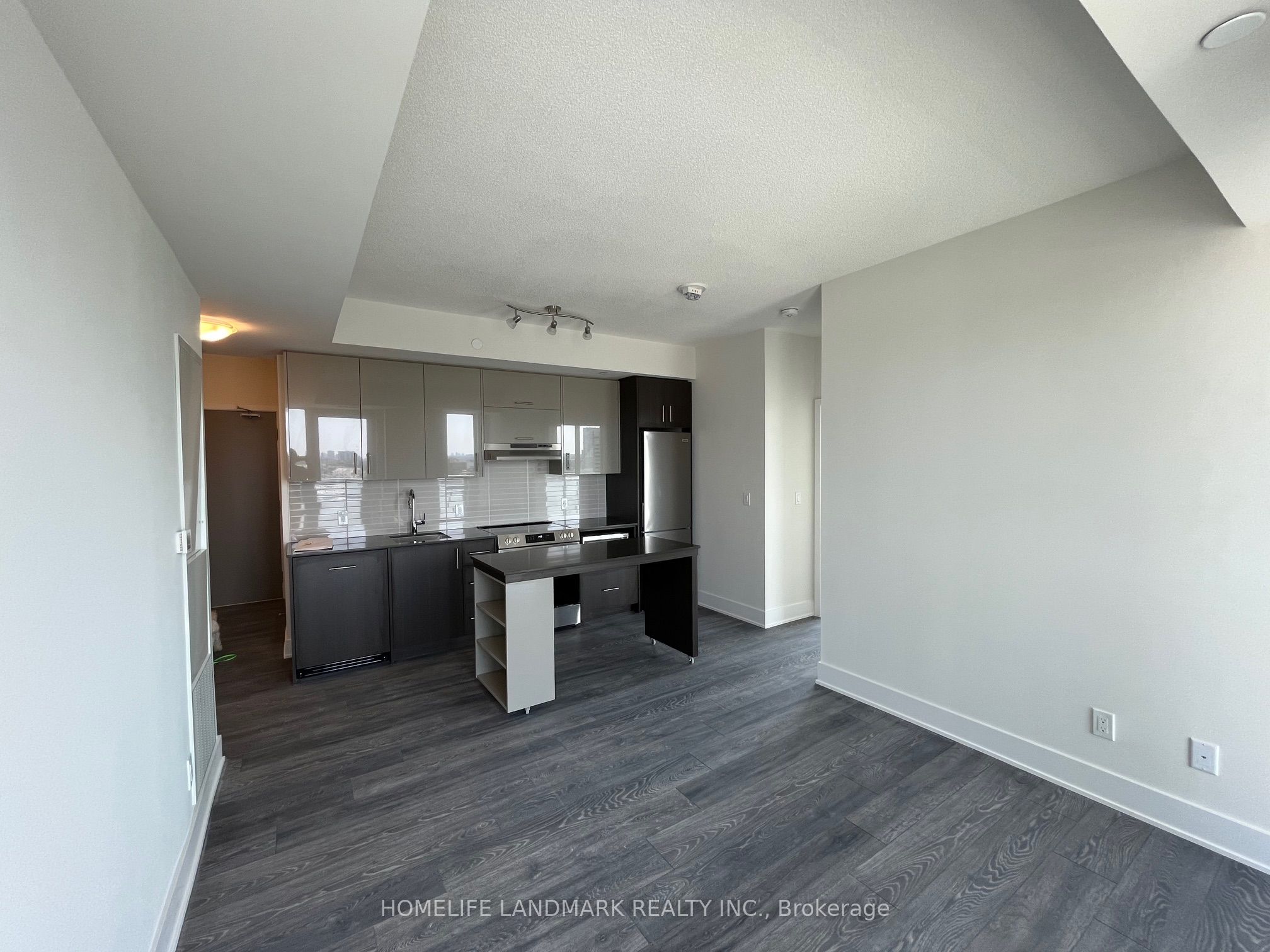 Unit 1711 - 188 Fairview Mall Drive, North York 3