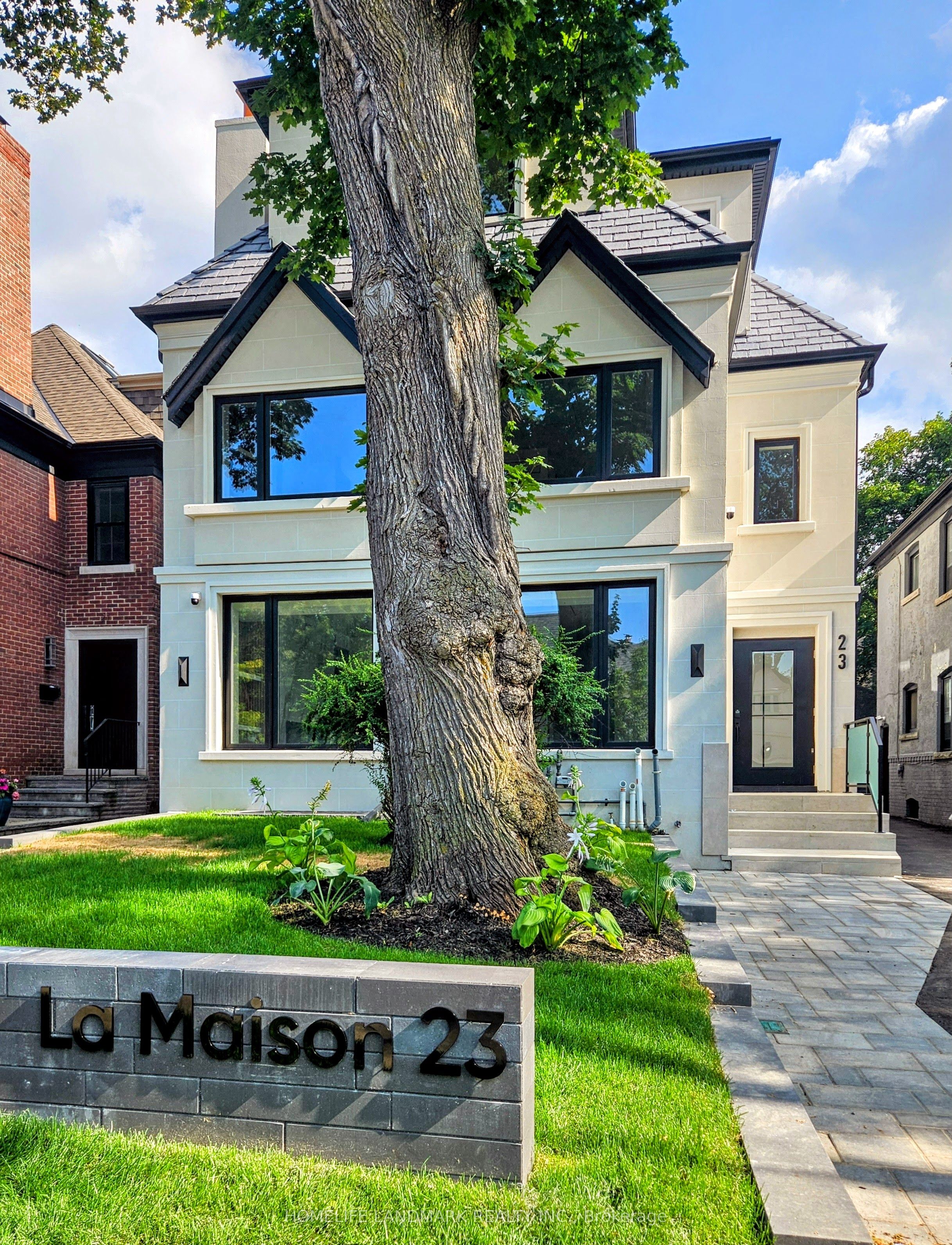 Unit The Bellagio - 23 Coulson Avenue, Toronto 2