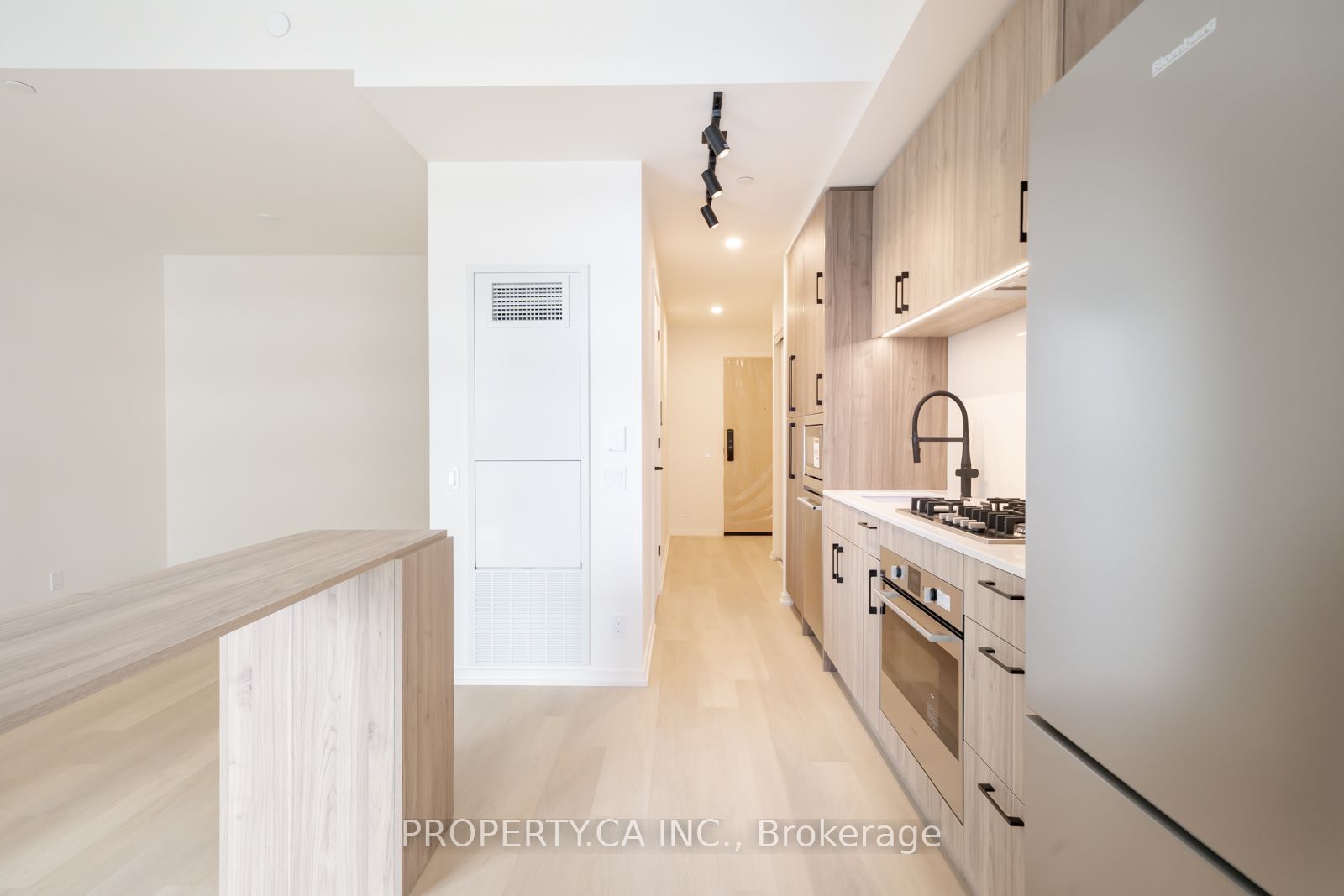 Unit 1908 - 109 Erskine Avenue, Toronto 2