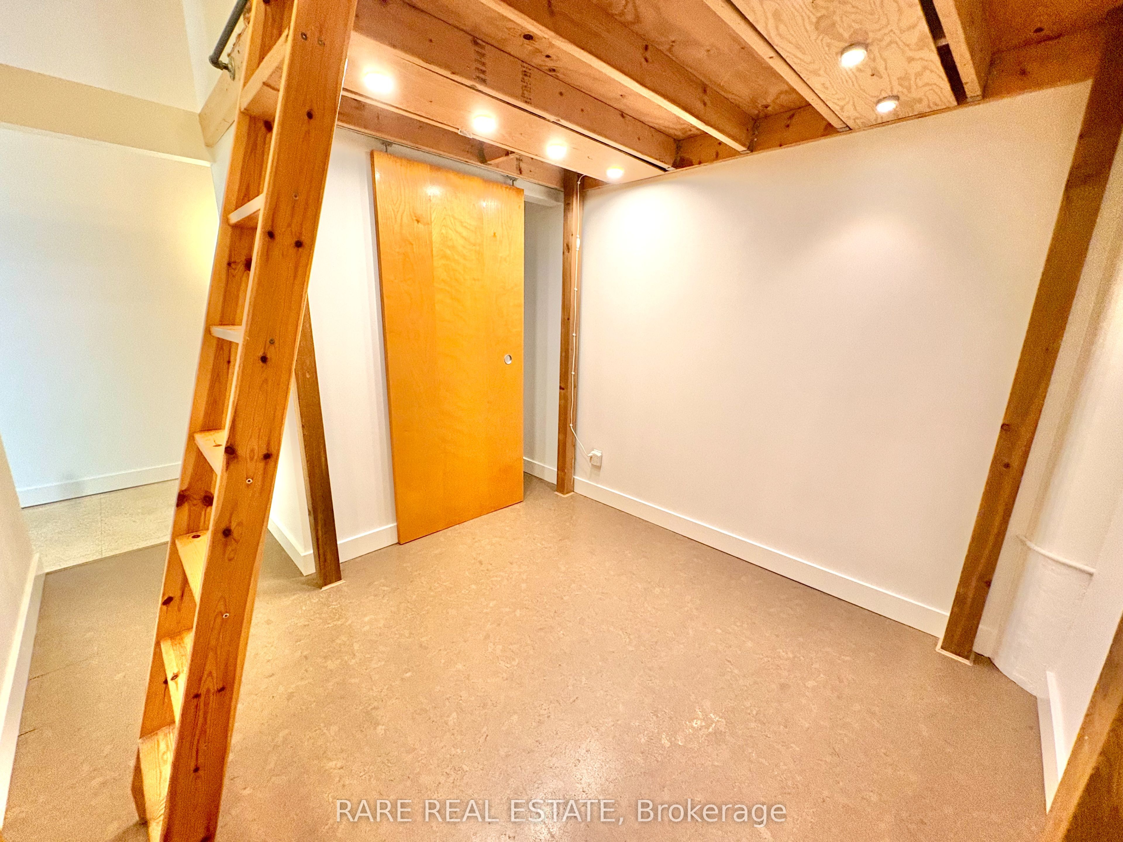 Unit 112 - 365 Dundas Street E, Toronto 4