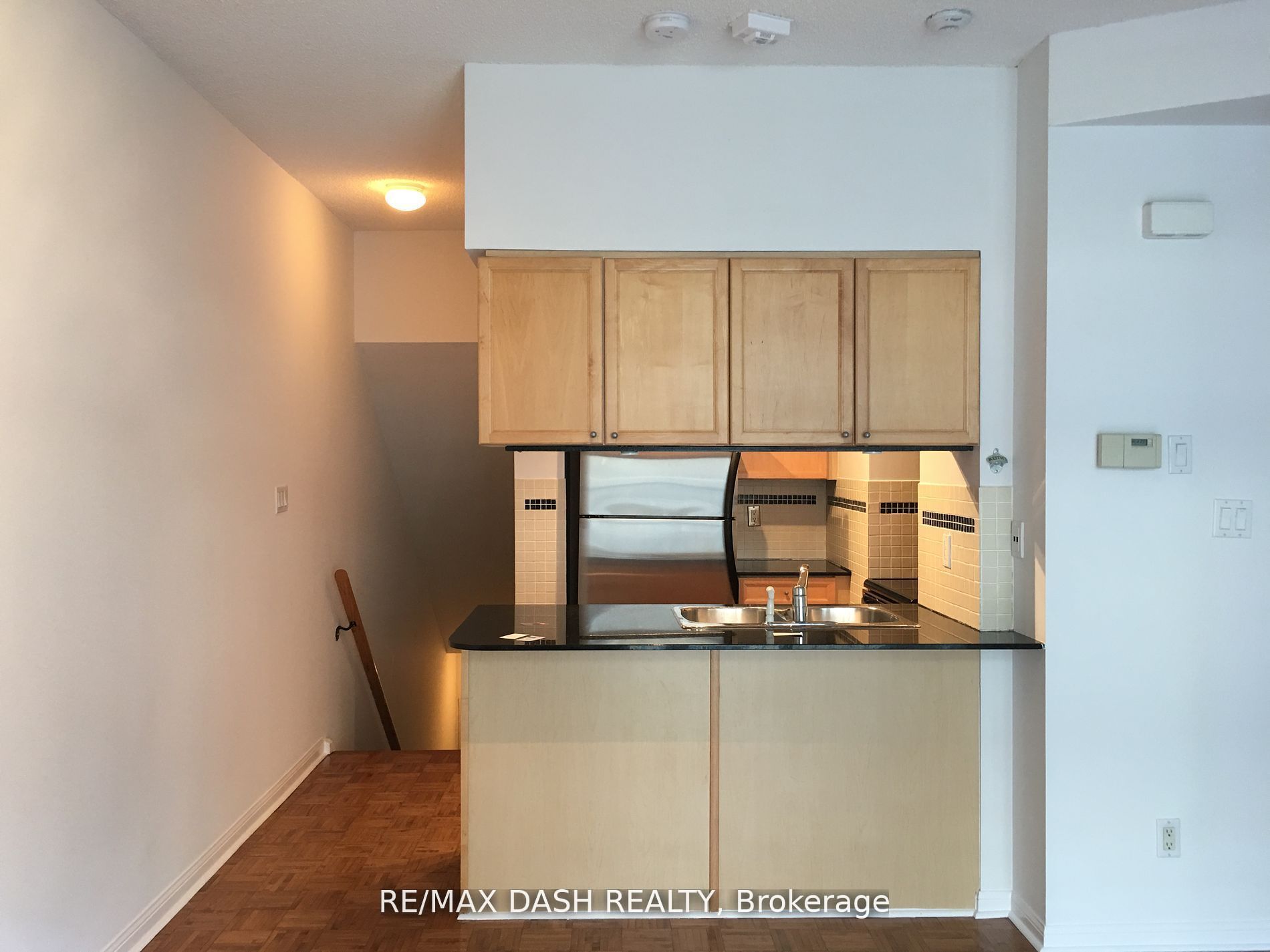 Unit 535 - 36 Stadium Road, Toronto 5