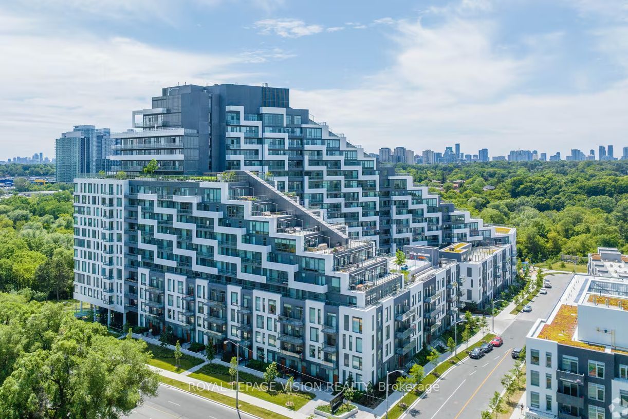 Unit 555 - 25 Adra Grado Way, North York 2