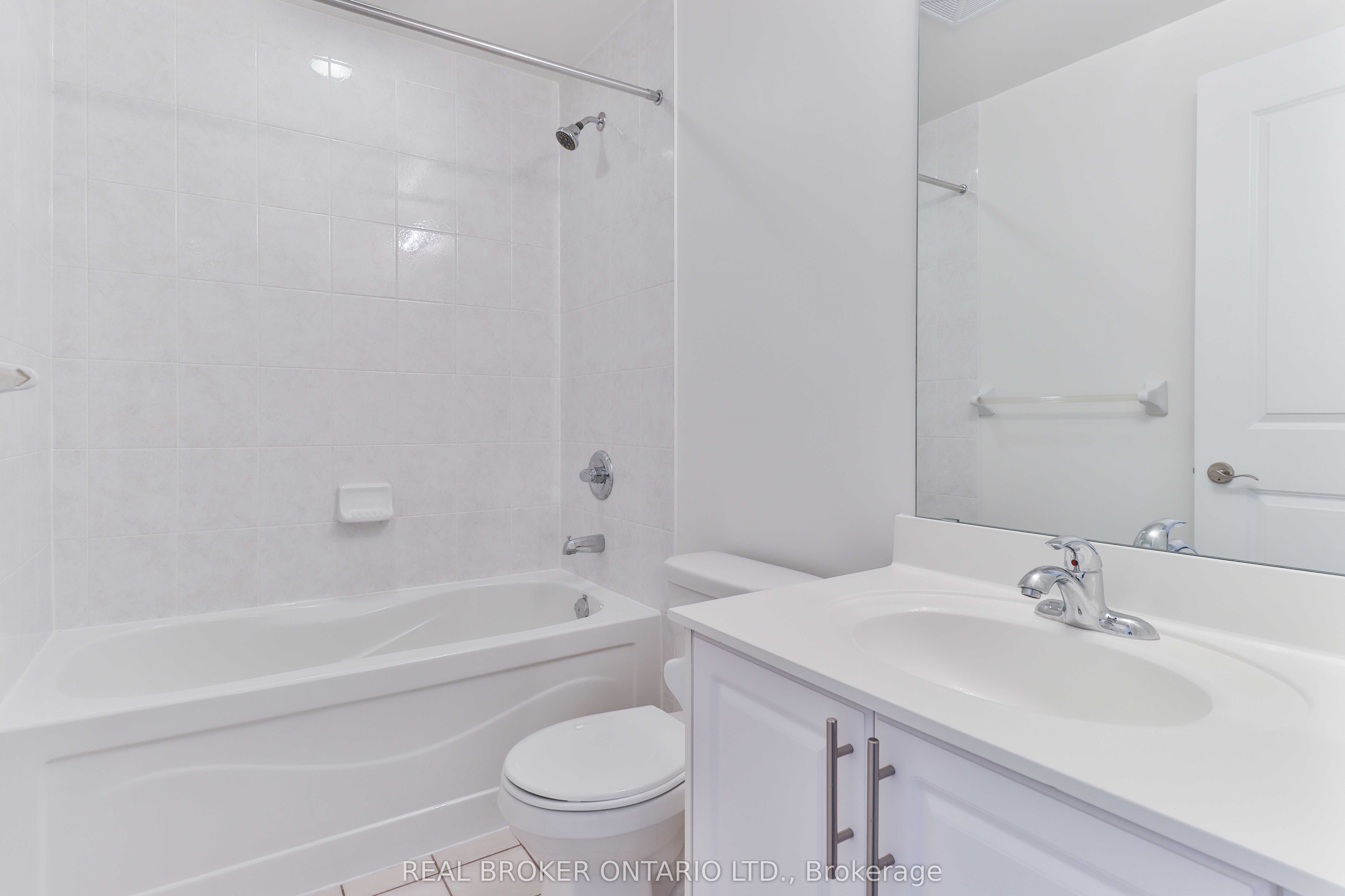 Unit 1505 - 135 Wynford Drive, North York 4