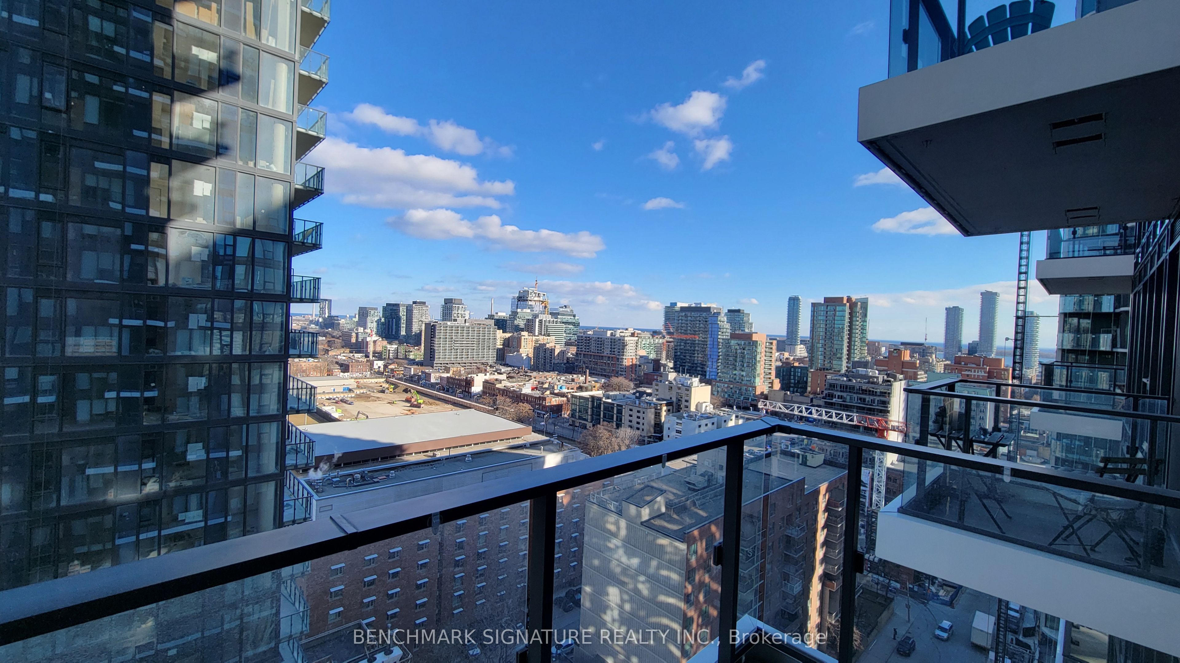 Unit 2008 - 77 Shuter Street, Toronto 2