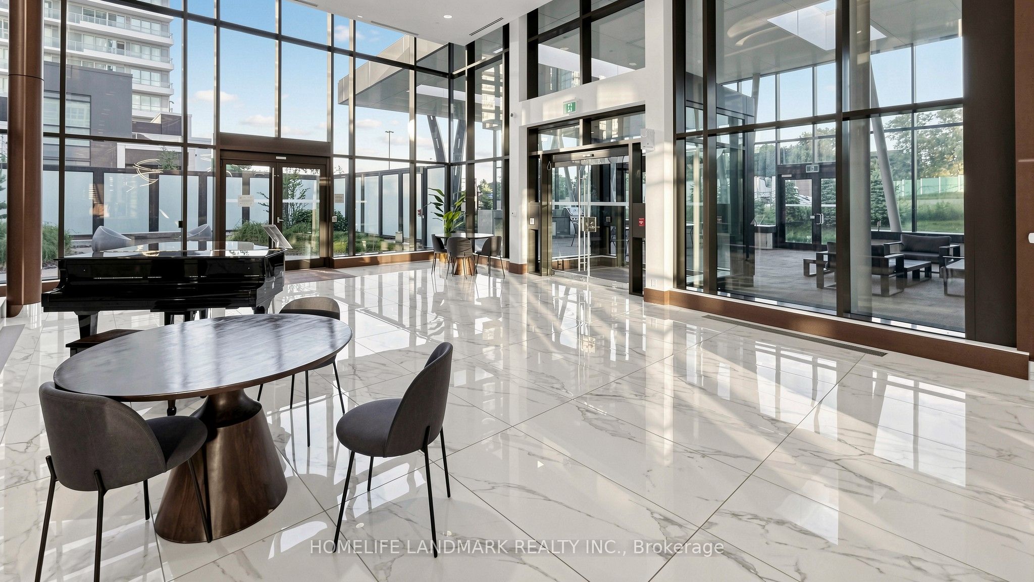 Unit Sph09 - 117 Mcmahon Drive, North York 5