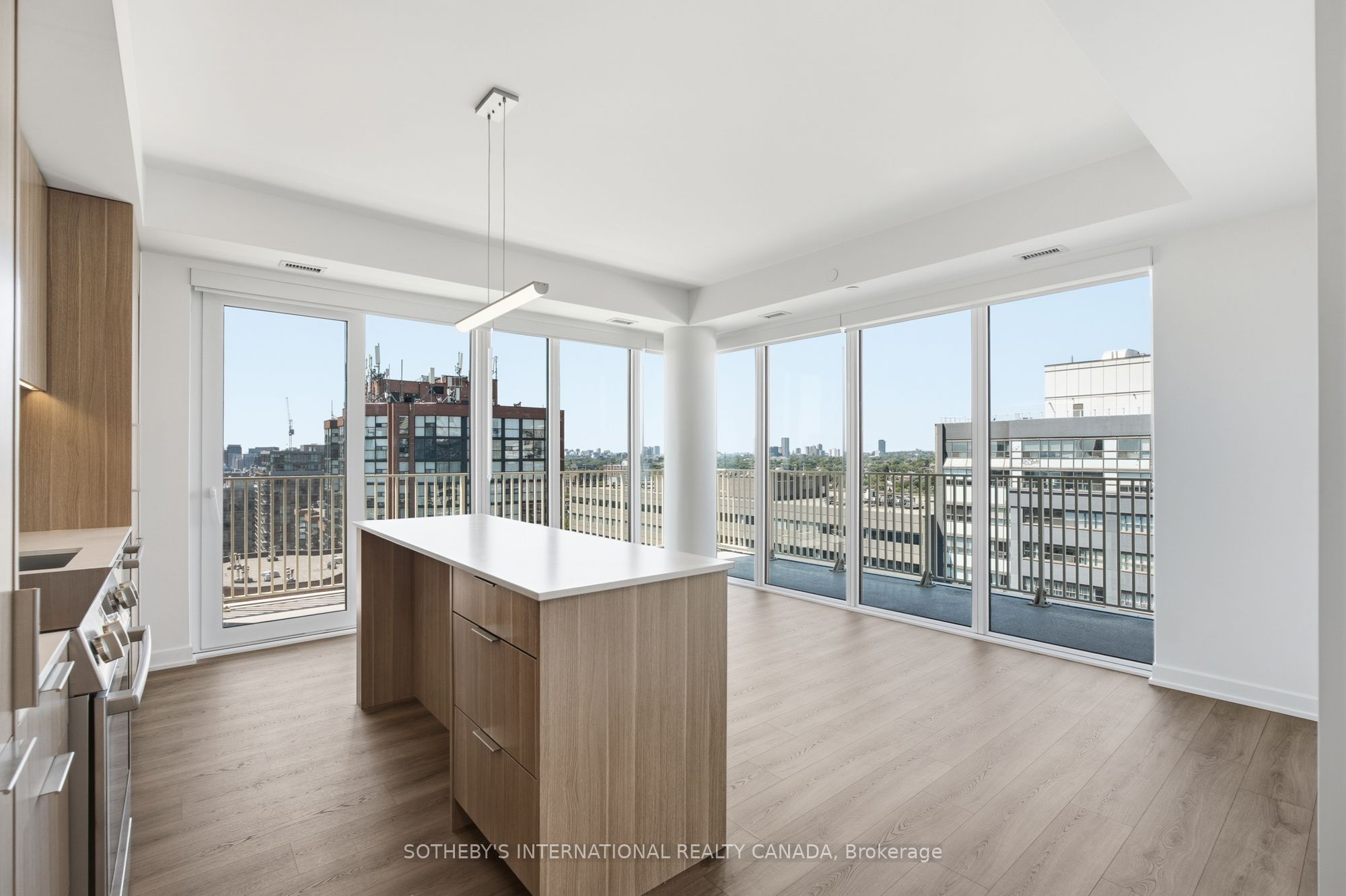 Unit 1703 - 88 Bathurst Street, Toronto 2